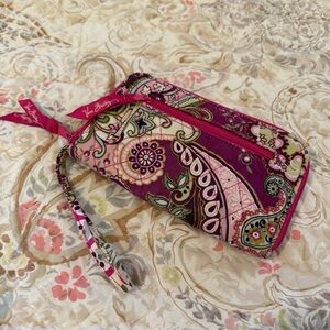 Vera Bradley Full Zip Wallet “Very Berry Paisley” Wristlet